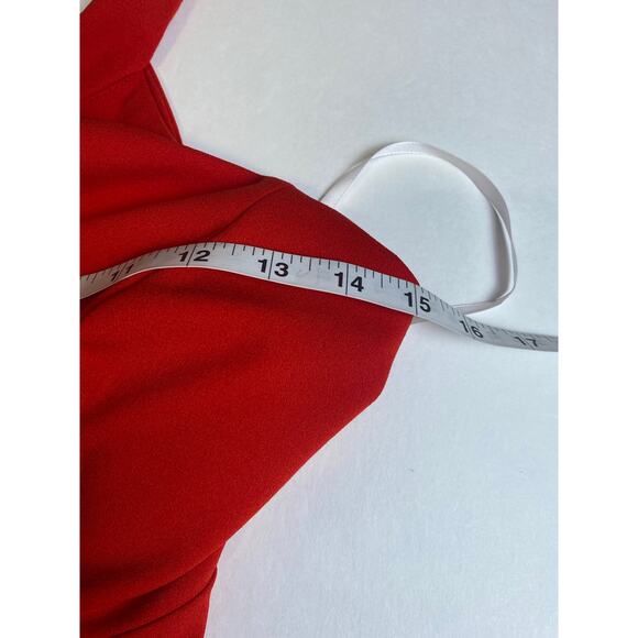 B. Darlin Juniors Red Keyhole Halter Front Open Back Party Dress Size 1/2 - Picture 6 of 9